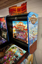 Load image into Gallery viewer, Oktoberfest Topper